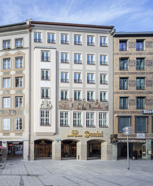 2016_Preis_fuer_Stadtbildpflege_der_LH_Muenchen_Gaststaette_Donisl
