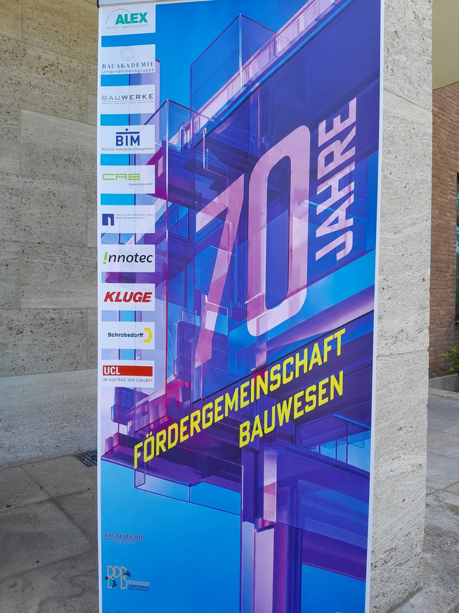 Aufsteller_70_Jahre_Foerdergemeinschaft_Bauwesen__3_
